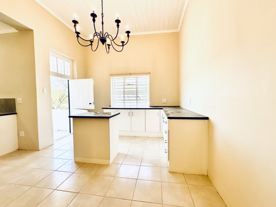 3 Bedroom Property for Sale in Bergzicht Western Cape